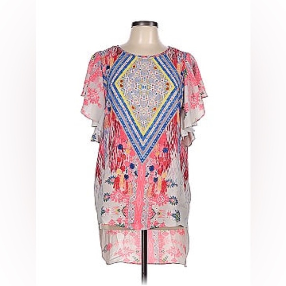 NWOT Ruffled top by Gianni Bini